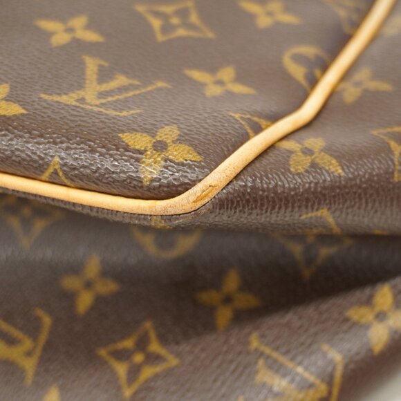 LOUIS VUITTON Brown Monogram Tote Bag - Picture 6 of 10